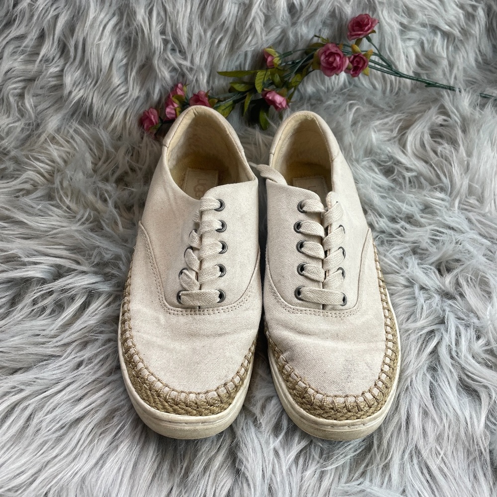 UGG AUSTRALIA EYAN II Shoes, size 7.5